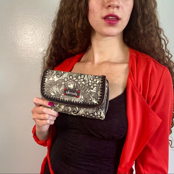 Sakroots Ultimate Storage Wallet - Picture 12 of 12